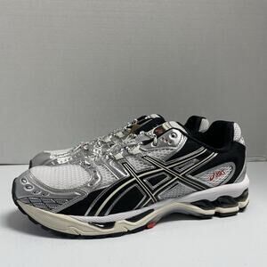 ASICS Gel Nimbus 10.1 White Black Silver 1203A543 106 Size 9.5 Mesh Runner Y2K